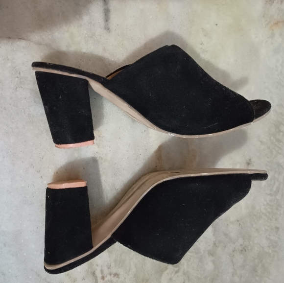 Black suede mule heels - Picture 5 of 6